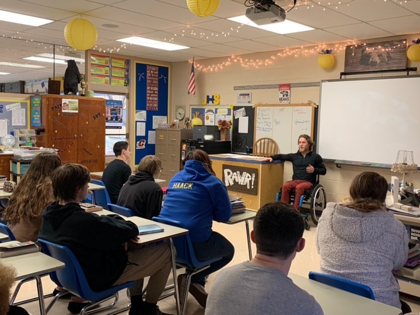 Cosmo giving a speech